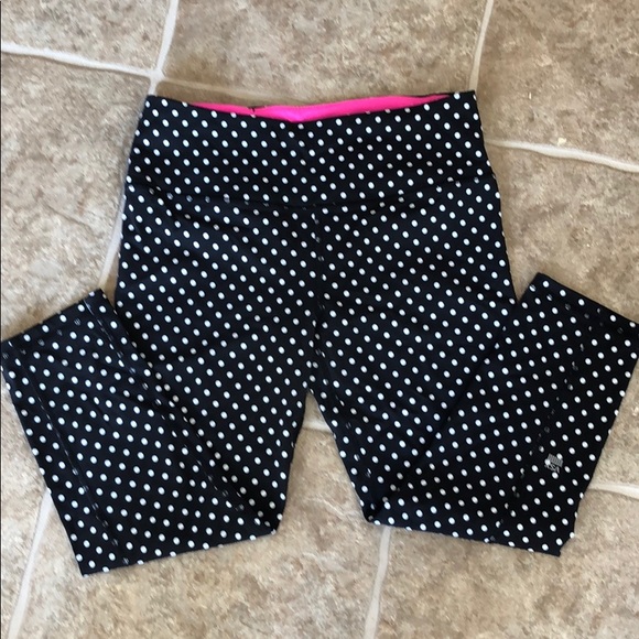 Victoria's Secret Pants - Victoria Secrets VSX Sport Capri